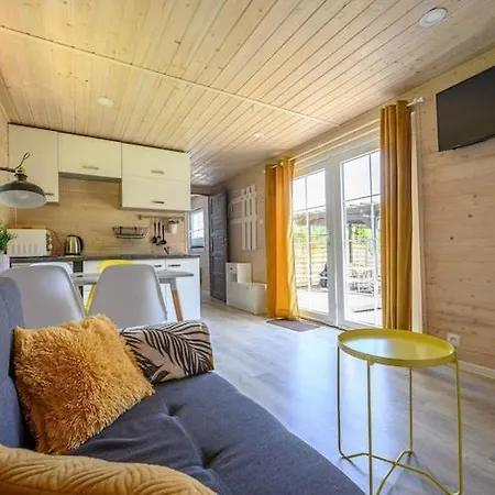 No 1a With Private Jacuzzi *