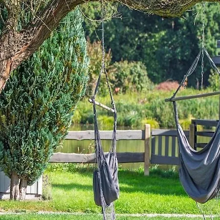 Prázdninový dům No 1a With Private Jacuzzi Darłowo